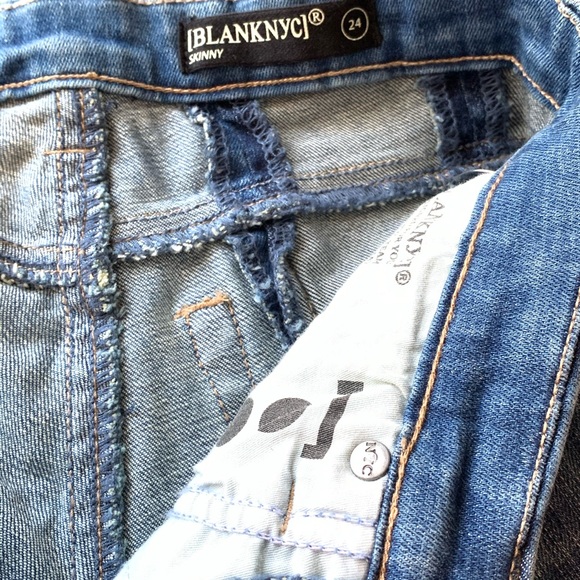 BlankNYC Step Hem Jeans size 24 Blue High Low Skinny Paneled Mid Rise - Picture 7 of 8